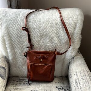 Marta Ponti Portugal new Classic Women's Leather Crossbody Bag in Chestnut Brown